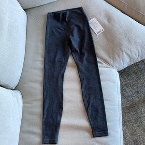 Lululemon leggings - Wunder Under Tight 28” Size 4